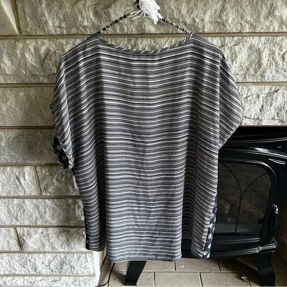 Alfani mixed print short sleeve polyester blouse navy blue cream size 14 - Picture 5 of 7